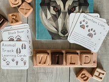 Load image into Gallery viewer, Animal Track Learning Cards