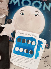 Load image into Gallery viewer, Exploring the Night Sky for Kids Learning Cards
